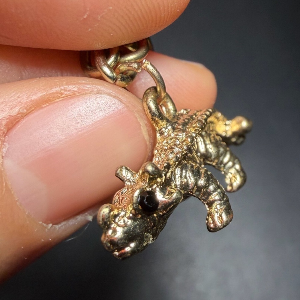 Fashion Jewelry Gold Reptile Charm Bracelet - Picture 7 of 10